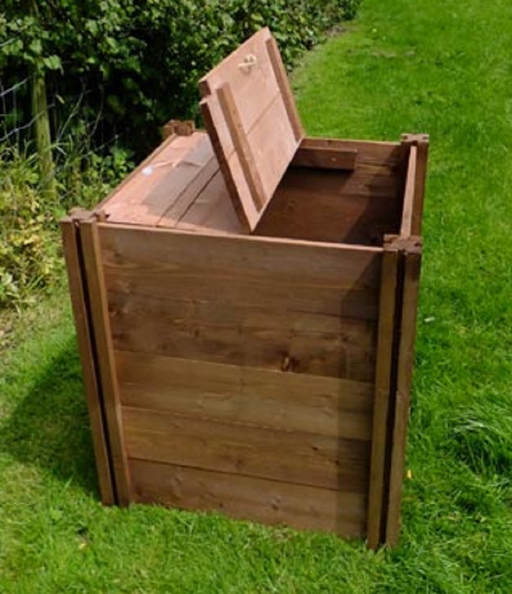 Single Compact Wooden Compost Bin 270 Litre